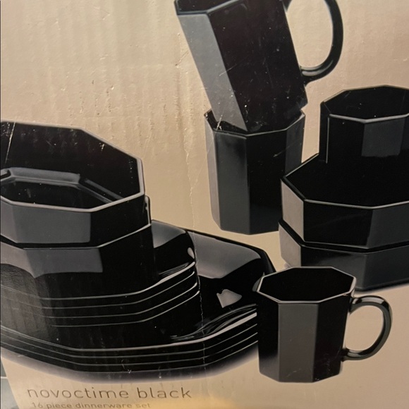 Black Dinnerware Set - Picture 2 of 9